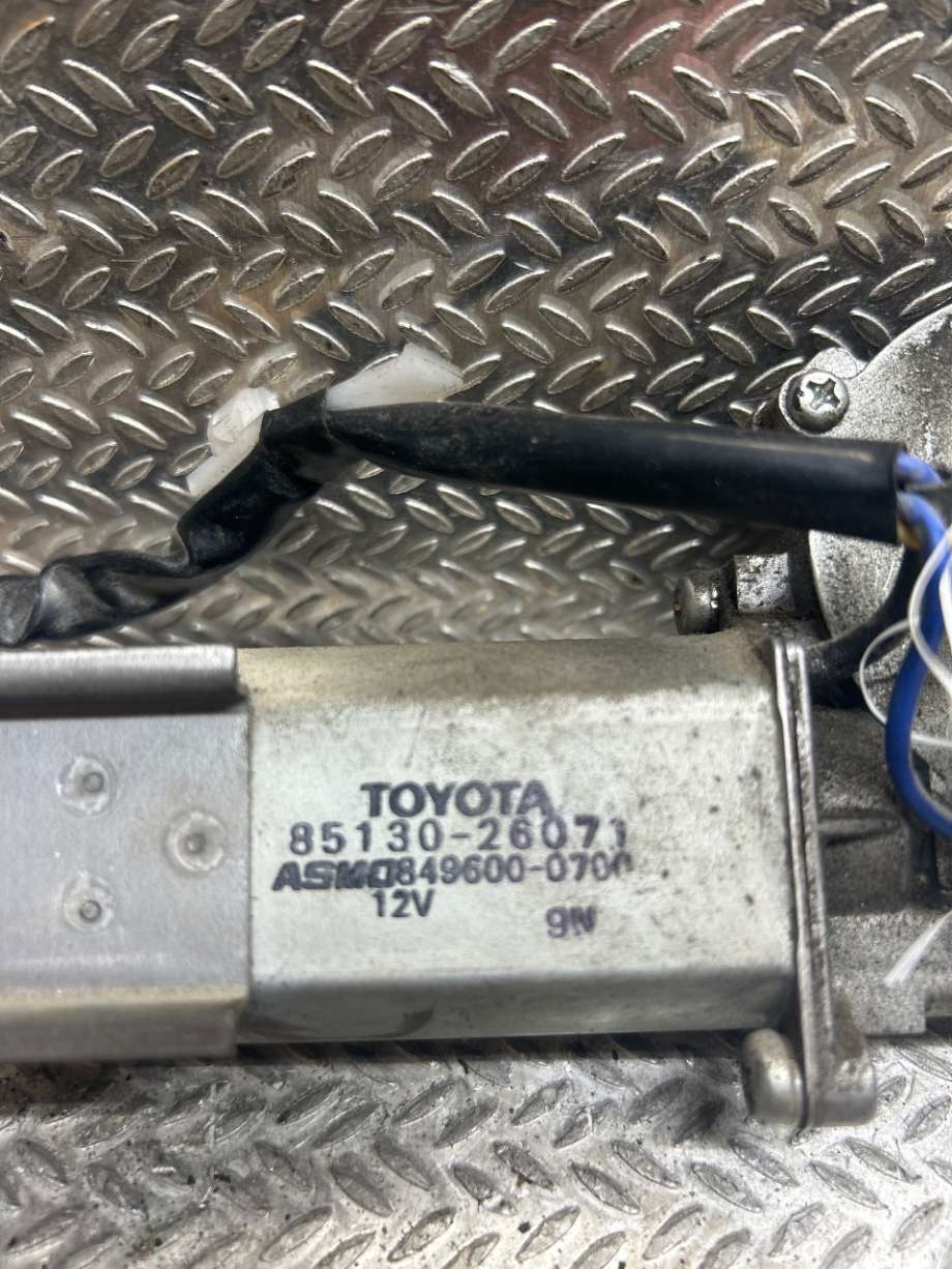 Viskermotor bakrute til Toyota Hiace 2007-2012 (Fase 3)  (TOYOTA|8508026041|8513026071|85130-26071)