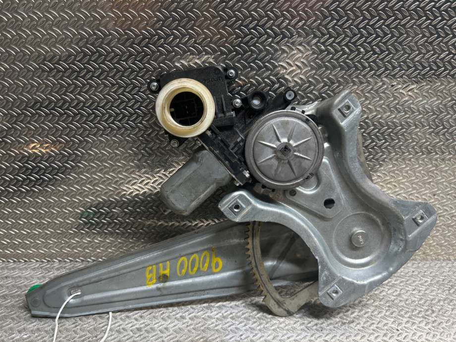 Ruteheis til Toyota Avensis 2009-2015 (Type III, Fase 1)  (TOYOTA|6983005131|6983005130|)