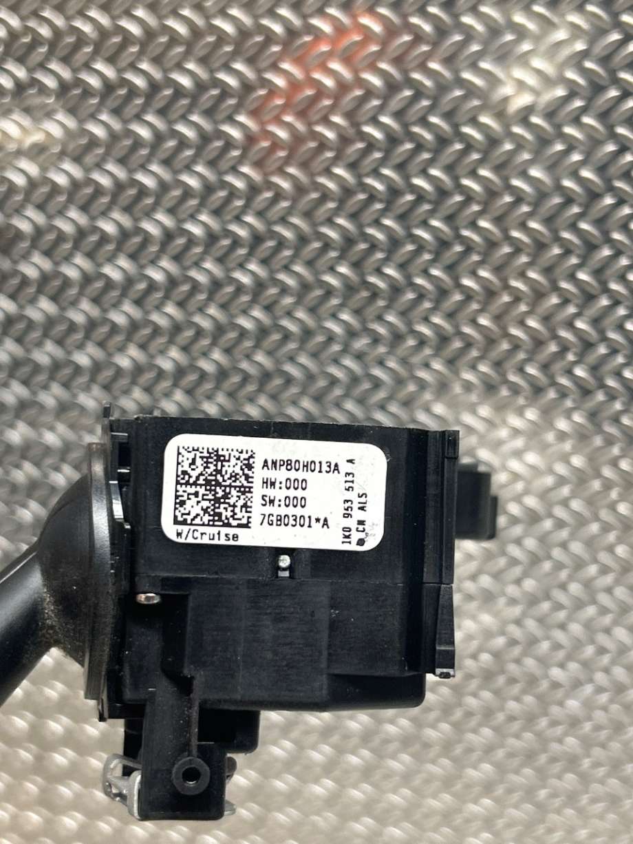 Bryter blink til VW Touran 2003-2006 (Type I, Fase 1) (VOLKSWAGEN|1K0953513G|1K0953513A|)