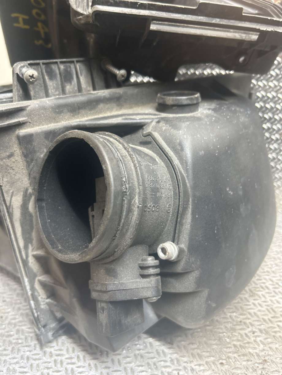 Luftmengde/luftmassemåler til BMW 7-Serie 2000-2008 (E65/E66/E67/E88) (E65/E66/E67/E88) (BMW|13627566987|13 62 7 566 987|)