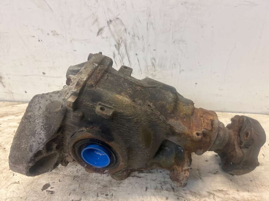 Kardang klokke bak til BMW 3-Serie 2012-2018 (F30/F31/F34) (F30/F31/F34) (BMW|33107599475|33 10 7 599 475|)