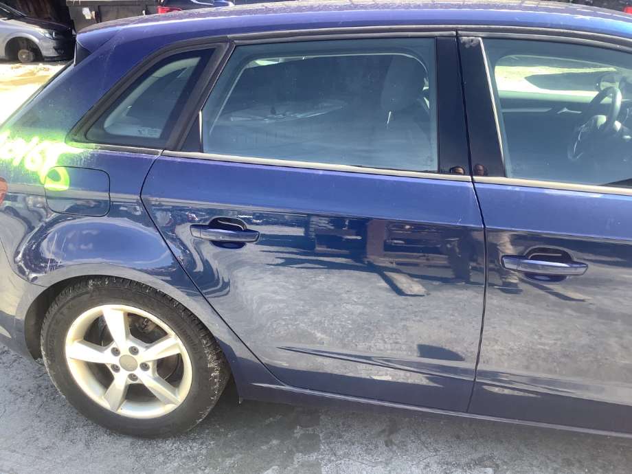 Dør høyre bak til Audi A3, 2012-2016 (Type III, Fase 1)  (AUDI|)