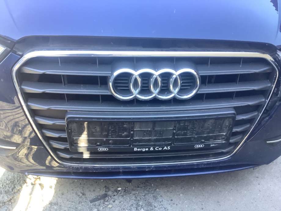 Grill til Audi A3, 2012-2016 (Type III, Fase 1)  (AUDI|8V3 853 651 1QP)