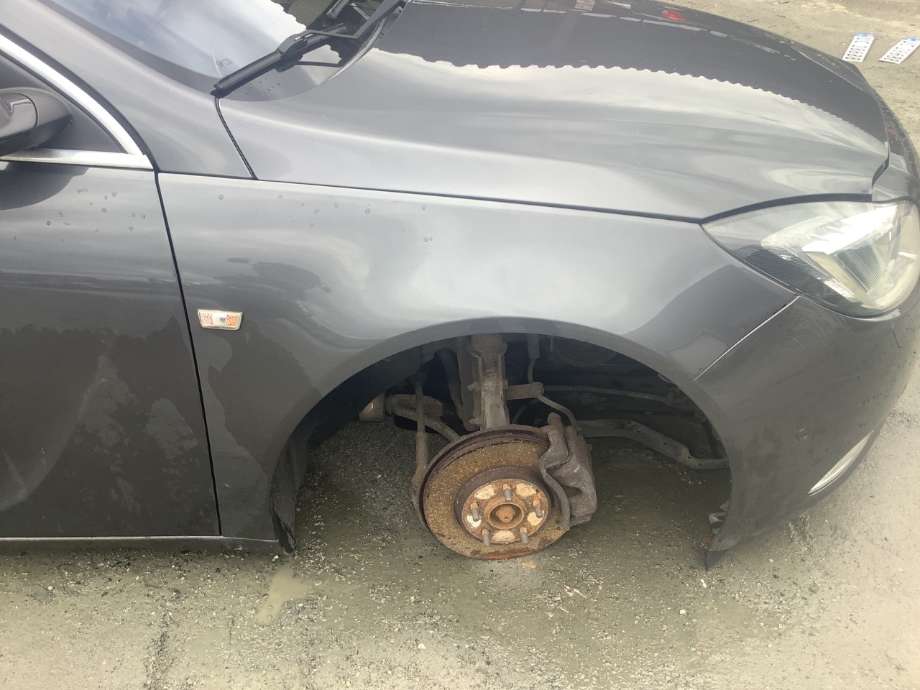 Skjerm høyre foran til Opel Insignia A, 2009-2014 (OPEL|13277521)