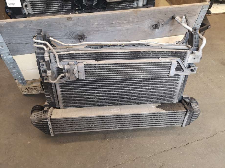Radiator (automat gir) til Mercedes B-Klasse, 2005-2008 (Fase 1) (W245) (W245) (MERCEDES|A1695001803)