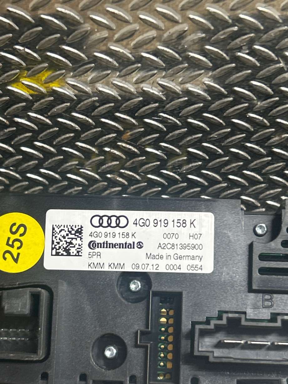 Varmeapparat betjening til Audi A6 2011-2014 (Type IV, Fase 1) (C7) (C7) (AUDI|4G0919158K|4G0 919 158 K)