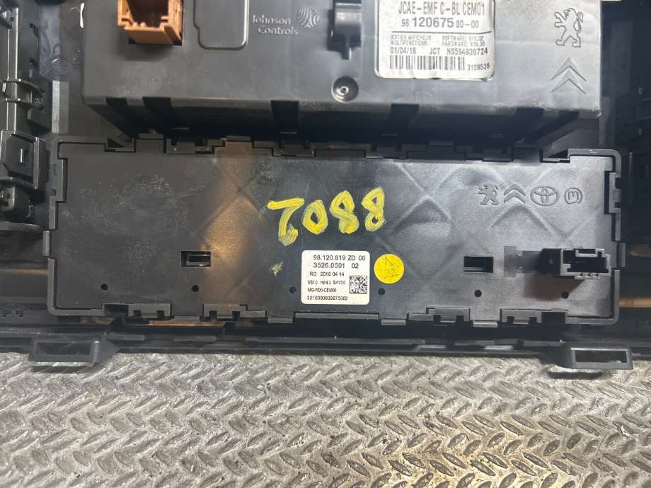 Bilstereo diverse til Toyota Proace 2016-->> (Type II)  (TOYOTA||98 120819 ZD|98120819ZD-00)