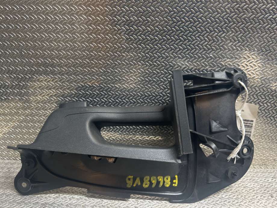 Dørhåndtak inv høyre bak til Ford B-Max 2012-2017  (FORD|1809974|AV11-R266A63-AD3ZHE|AV11-R266A63-AD)