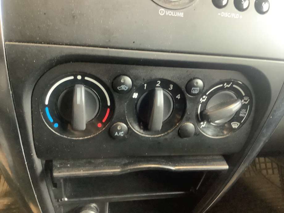 Varmeapparat betjening til Suzuki SX4, 2006-2009 (Type I, Fase 1)  (SUZUKI|)