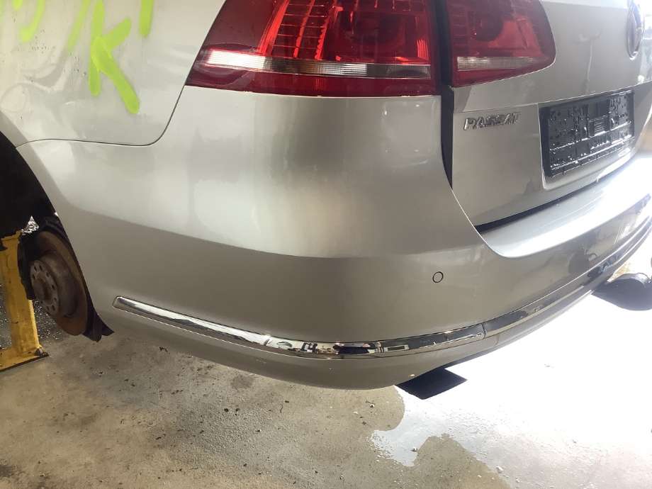 Støtfanger bak til VW Passat, 2011-2015 (B7) (B7) (VOLKSWAGEN|)