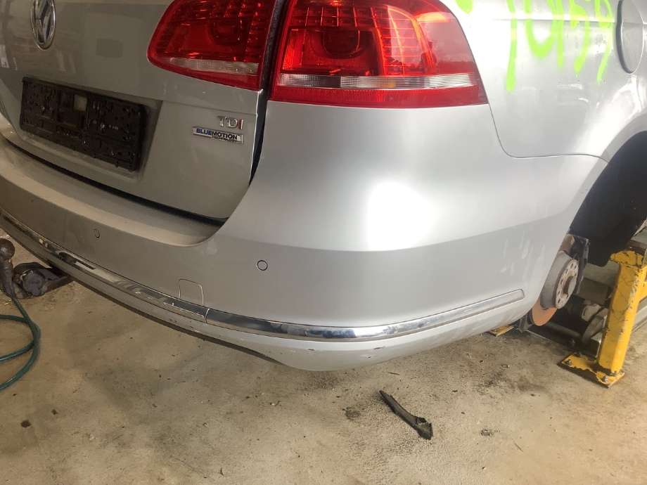 Støtfanger bak til VW Passat 2011-2015 (B7) (B7) (VOLKSWAGEN|)