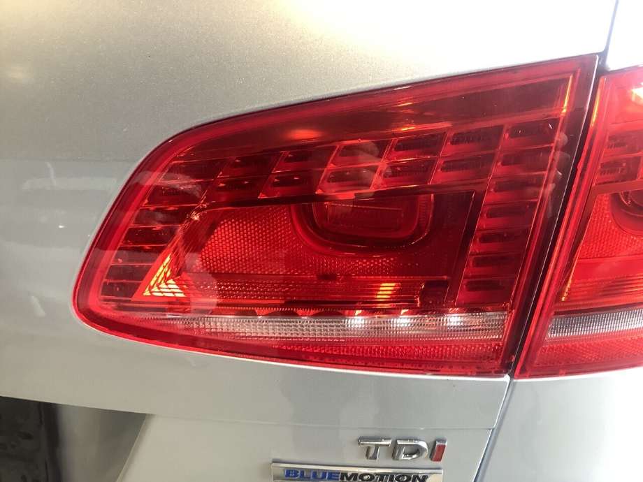 Baklykt høyre indre til VW Passat, 2011-2015 (B7) (B7) (VOLKSWAGEN|3AF 945 308 E)