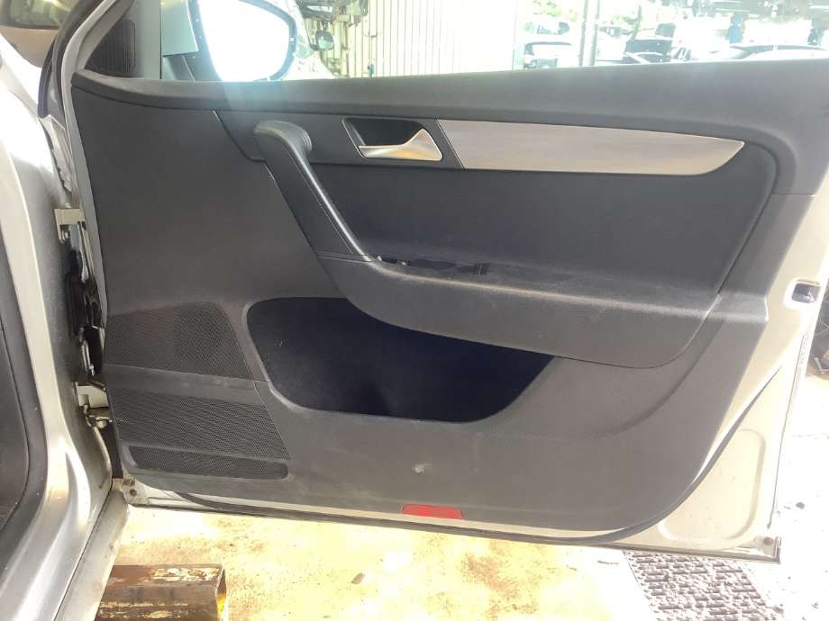 Dørtrekk høyre til VW Passat, 2011-2015 (B7) (B7) (VOLKSWAGEN|)