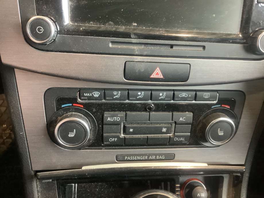 Varmeapparat betjening til VW Passat, 2011-2015 (B7) (B7) (VOLKSWAGEN|)