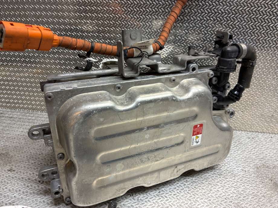 Inverter hybrid til VW e-Golf 2014-2017 (Fase 1)  (VOLKSWAGEN|5G0907070E|)