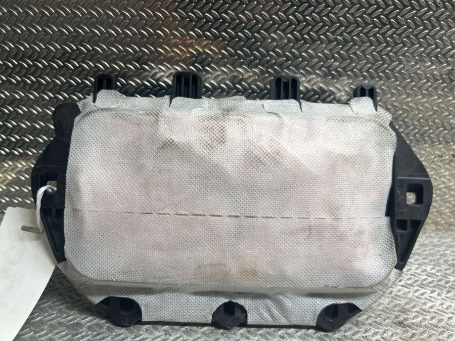 Airbag passasjer til Toyota Proace, 2016-->> (Type II)  (TOYOTA|9808173080)