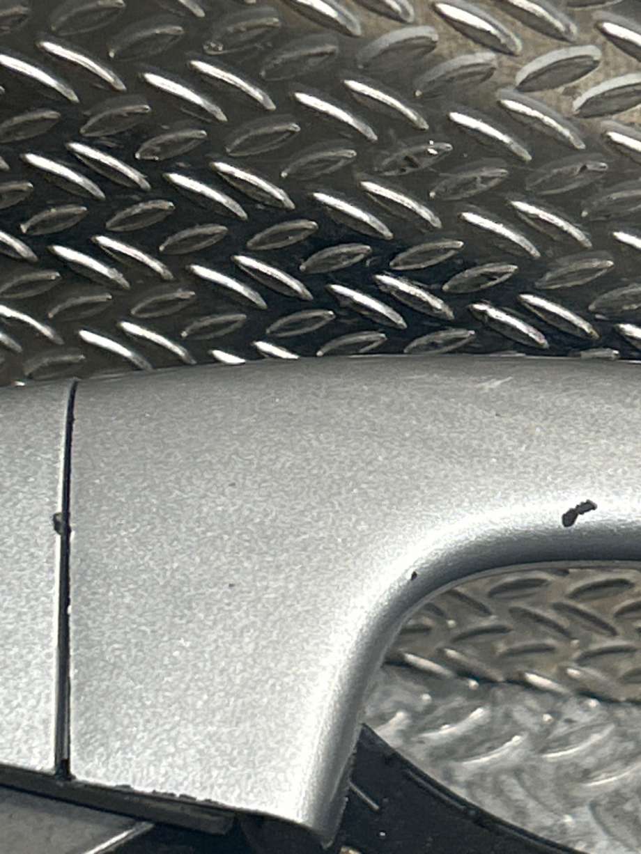 Dørhåndtak utv venstre foran til VW Golf VI 2008-2012  (VOLKSWAGEN|5N0837885H|1K8 837 205 F|)