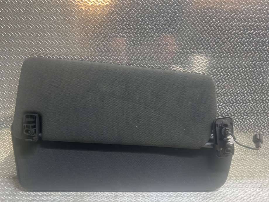 Solskjerm til Audi Q7 2006-2010 (Type I, Fase 1)  (AUDI|4L0857551M|4L0 857 551 M|)