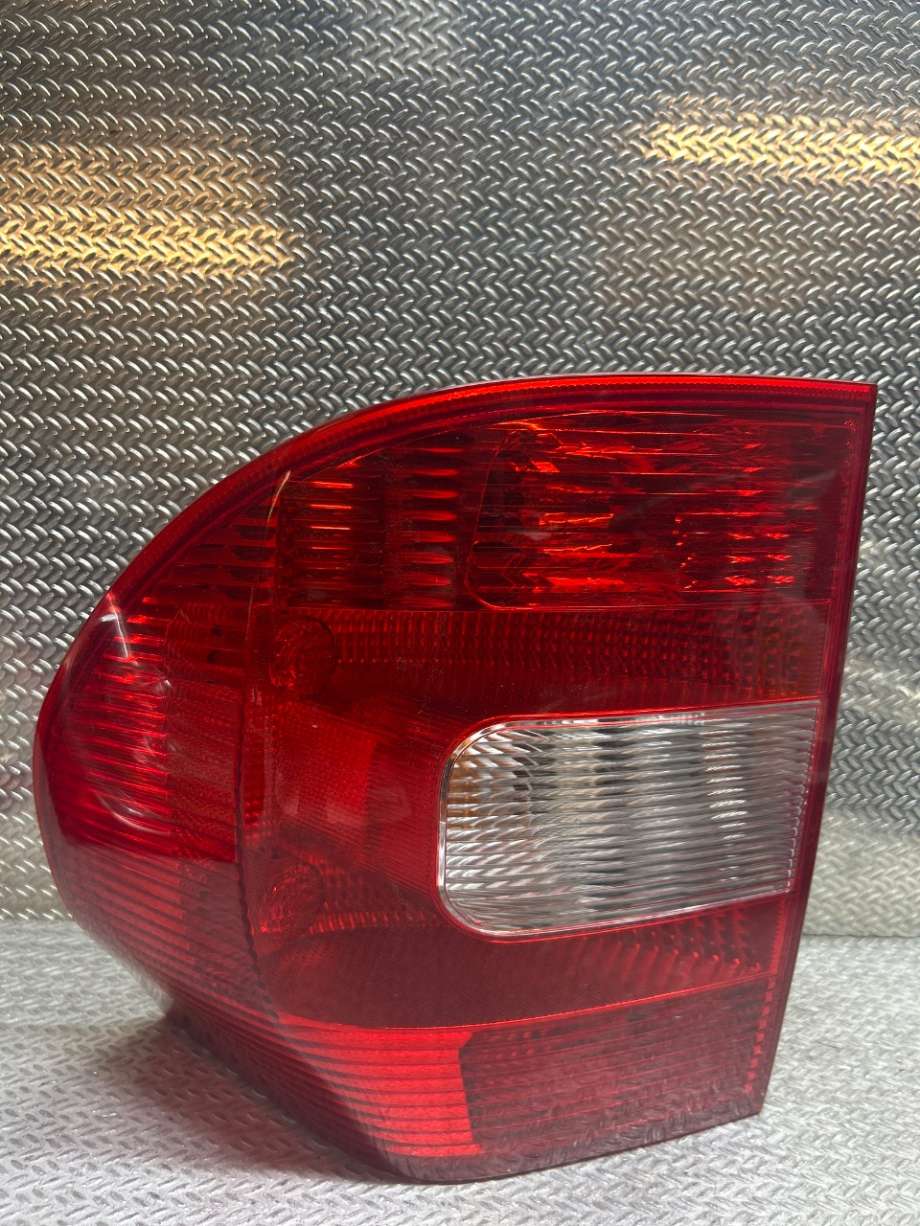 Baklykt høyre til Škoda Yeti, 2009-2013 (Fase 1)  (SKODA|5L0945112)