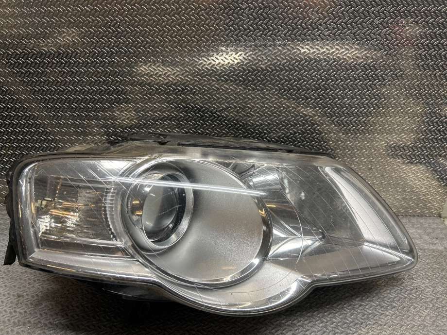Frontlykt høyre halogen til VW Passat 2005-2010 (B6) (B6) (3C0941006AA|89312180|3C0941006M)