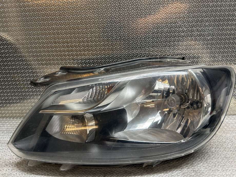 Frontlykt venstre halogen til VW Caddy, 2010-2015 (Type III, Fase 2)  (Caddy Kastenwagen4MotionCA|2K5941005A)