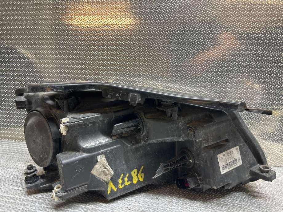 Frontlykt venstre halogen til VW Caddy 2010-2015 (Type III, Fase 2) (Caddy Kastenwagen4MotionCA|2K5941005A|1EL01055101|2K5 941 005 A)