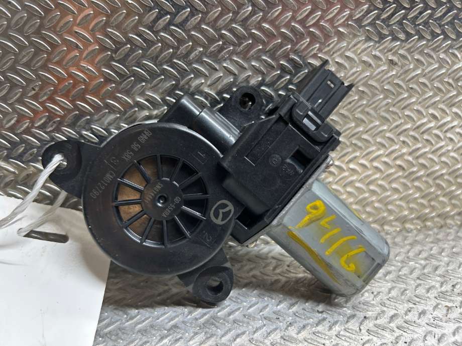 Ruteheis høyre til Mazda 3, 2013-2016 (Type III, Fase 1)  (MAZDA|BHN95858X)