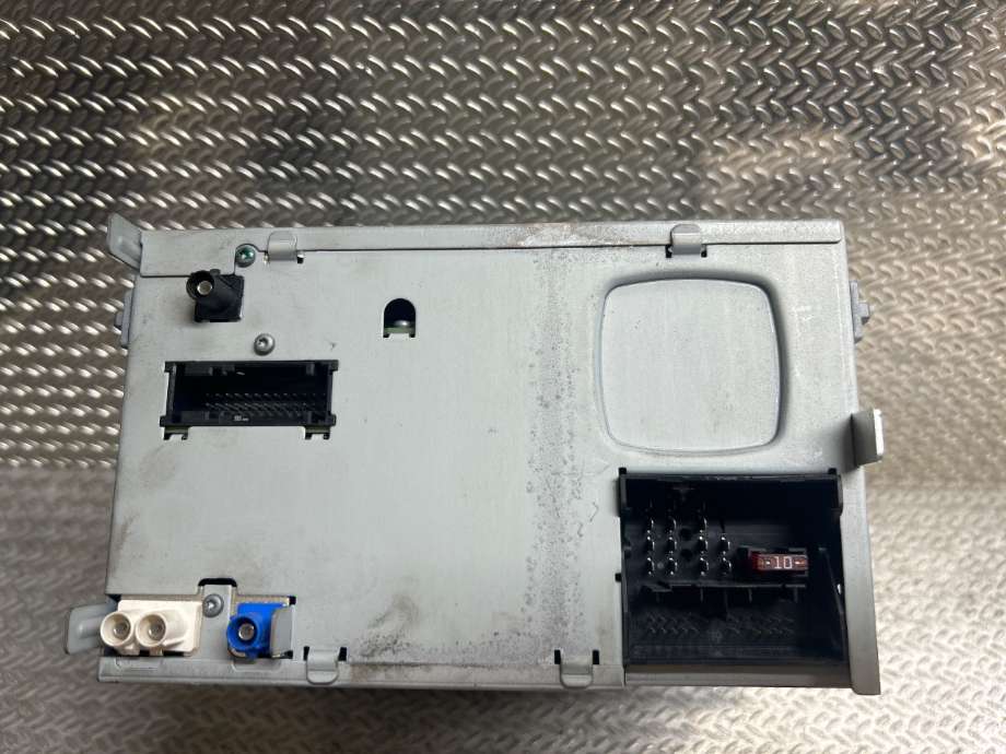 Bilstereo navigasjon til Škoda Yeti 2009-2013 (Fase 1)  (3T0035192N||3T0 035 192 N)