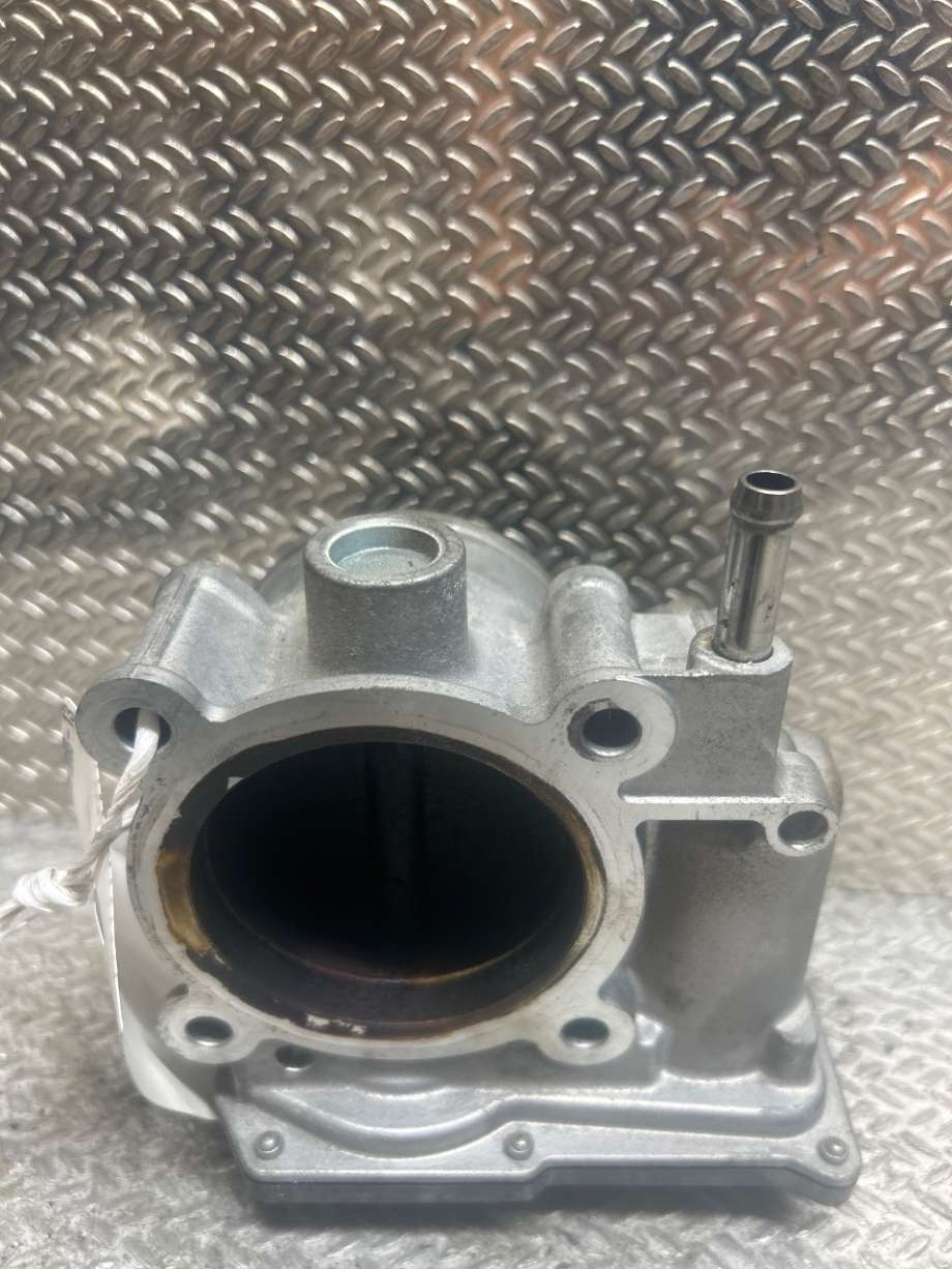 Spjeldhus til Subaru Forester 2008-2013 (Type III) (SUBARU|16112AA380|)