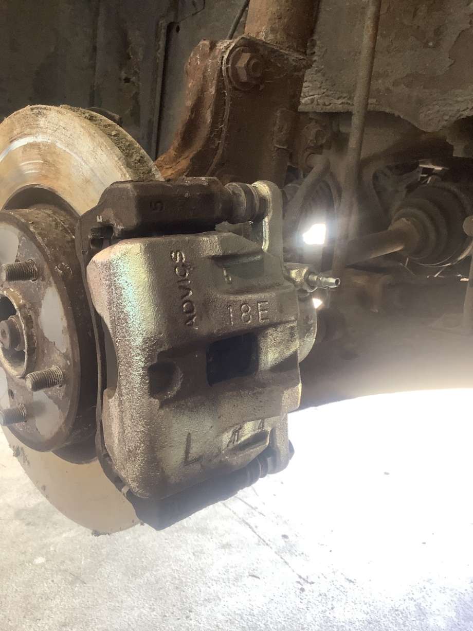 Bremsecaliper venstre foran til Suzuki Grand Vitara, 2005-2015 (Type III)  (SUZUKI|55102-65J03-999)