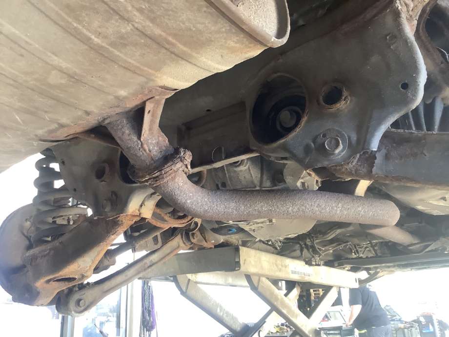 Travers bak til Suzuki Grand Vitara, 2005-2015 (Type III)  (SUZUKI|4680065J01000)