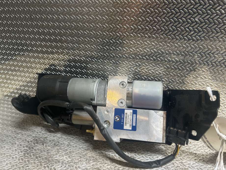 Hydraulikk pumpe til BMW 5-Serie, 2003-2010 (E60/E61) (E60/E61) (BMW|51247163661)
