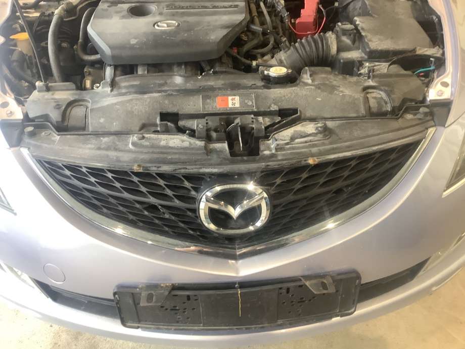 Grill til Mazda 6, 2008-2010 (Type II, Fase 1)  (MAZDA|)