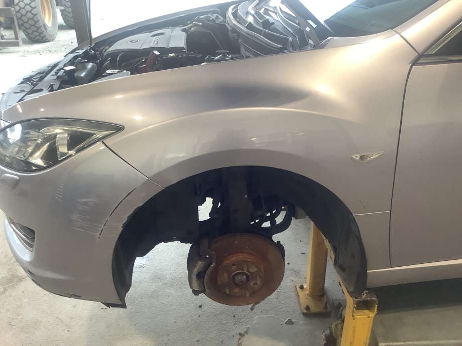 Skjerm venstre foran til Mazda 6, 2008-2010 (Type II, Fase 1)  (MAZDA|)