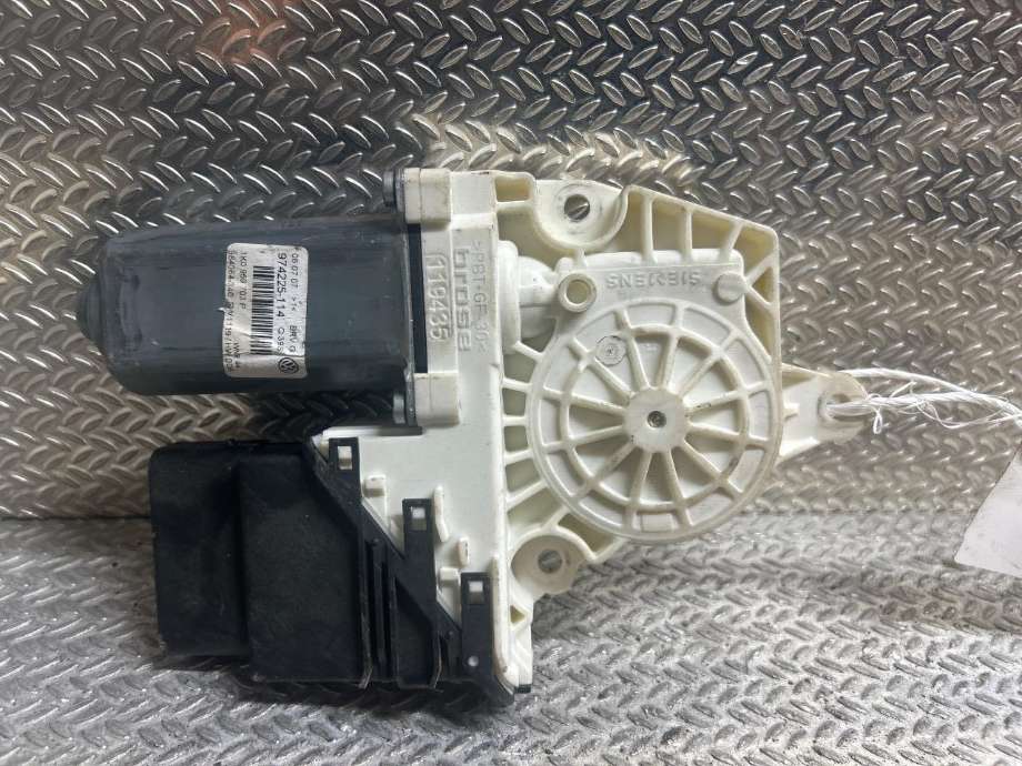 Ruteheis venstre til VW Passat 2005-2010 (B6) (B6) (VOLKSWAGEN|1K0959703P|974225114)
