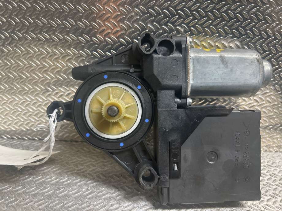 Ruteheis høyre til Škoda Octavia 2005-2008 (Type II, Fase 1)  (SKODA|1T0959701E|402025C|1T0959701D)
