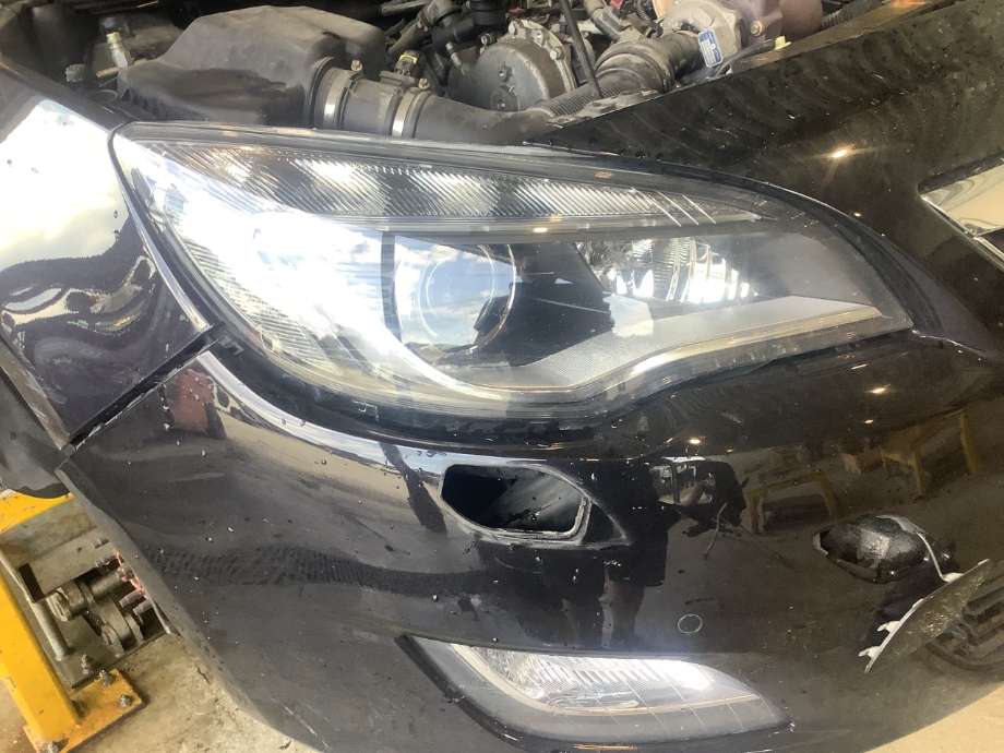 Frontlykt høyre xenon til Opel Astra J, 2010-2015  (OPEL|13398145 12 16 709)