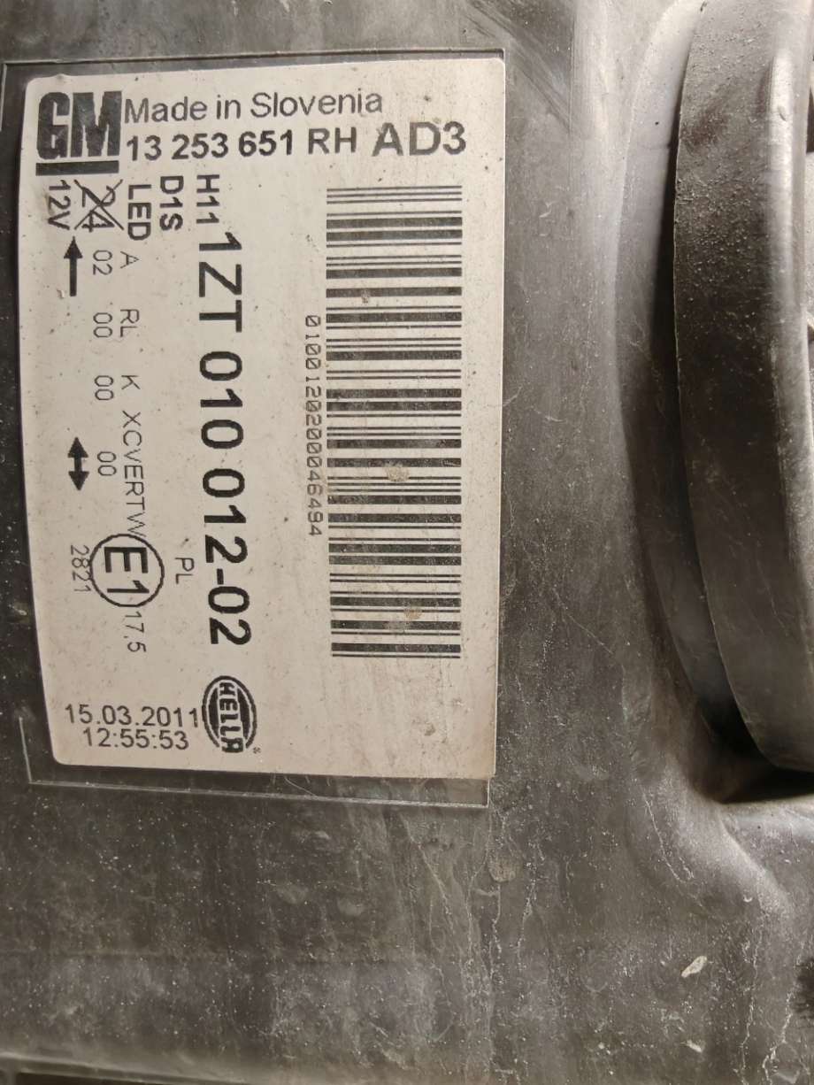 Frontlykt høyre xenon til Opel Astra J 2010-2015  (OPEL|13398145 12 16 709|13306934;13398145|)