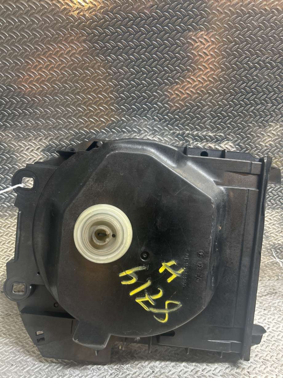 Bilstereo høyttaler til BMW 5-Serie 2010-2017 (F10/F11) (F10/F11) (BMW|65139195199|65 13 9 195 199)
