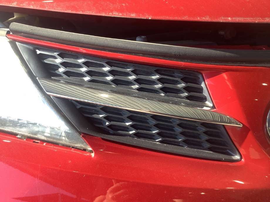 Grill høyre til Toyota RAV4, 2013-2015 (Type IV, Fase 1)  (TOYOTA|)