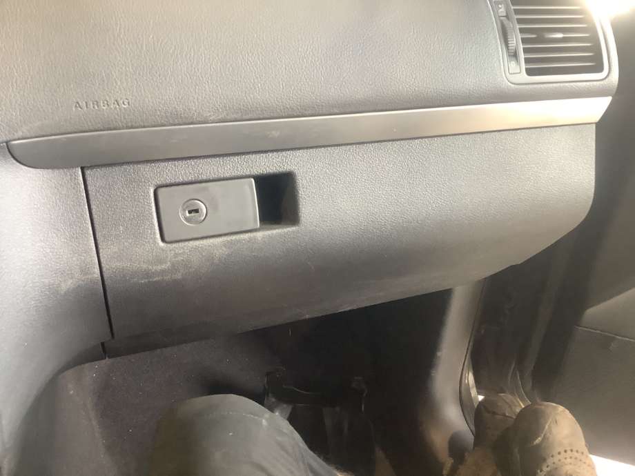 Hanskerom lokk til VW Touran, 2003-2006 (Type I, Fase 1)  (VOLKSWAGEN|)