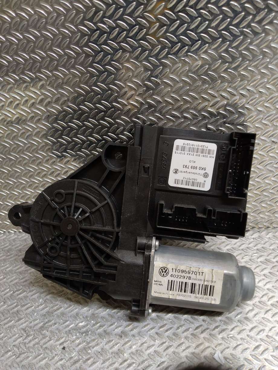 Ruteheis venstre til VW Caddy 2010-2015 (Type III, Fase 2)  (VOLKSWAGEN|1T0959701AF|5K0959793|1T0959701T)