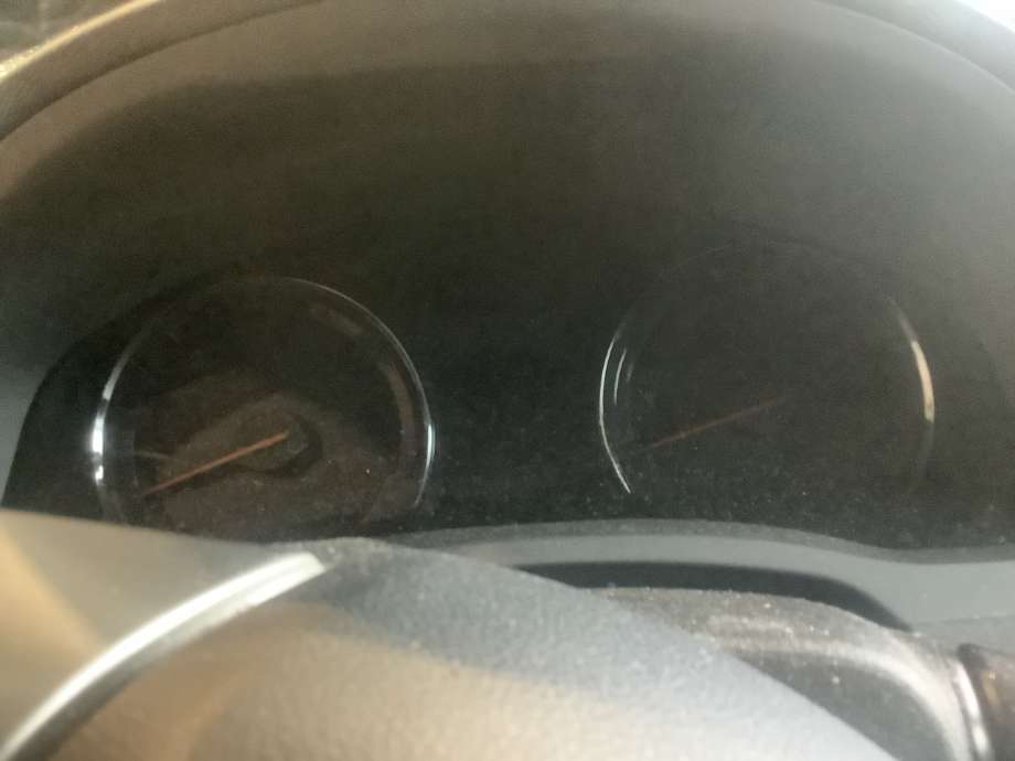 Instrumentpanel til Toyota Avensis, 2009-2015 (Type III, Fase 1)  (TOYOTA|)