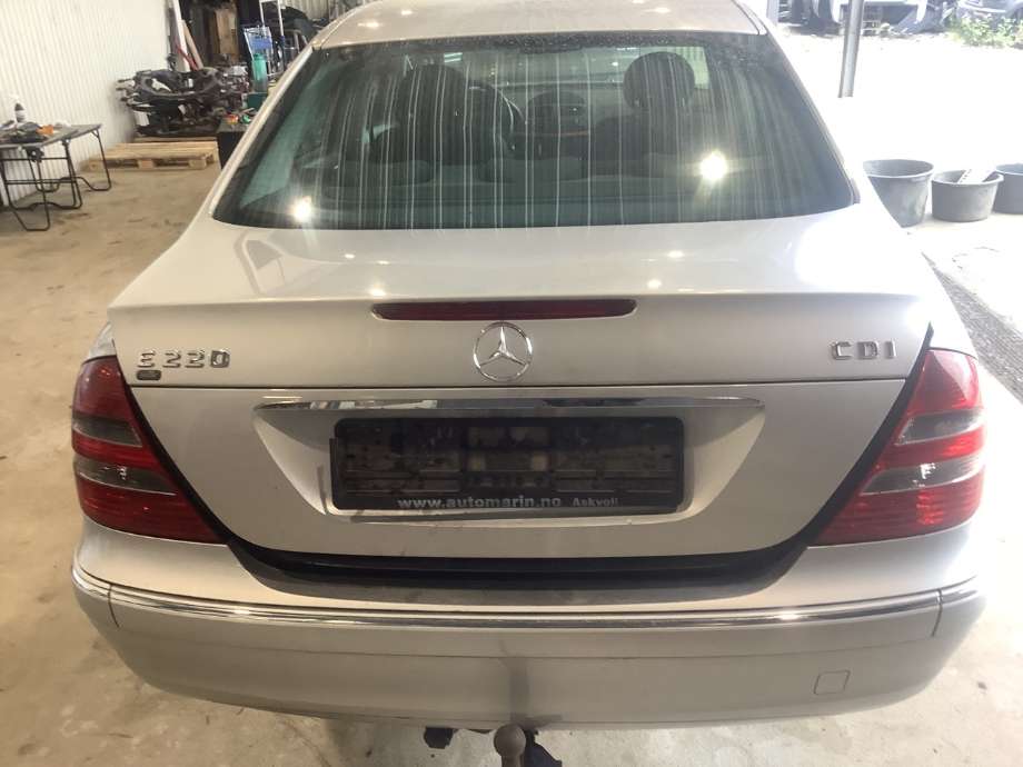 Bakluke sedan til Mercedes E-Klasse, 2002-2006 (Fase 1) (W211) (W211) (MERCEDES|)
