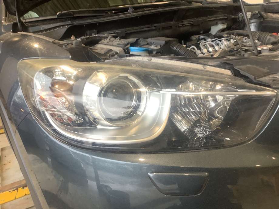 Frontlykt høyre xenon til Mazda CX-5, 2012-2017 (Type I)  (MAZDA|KD5451031E)