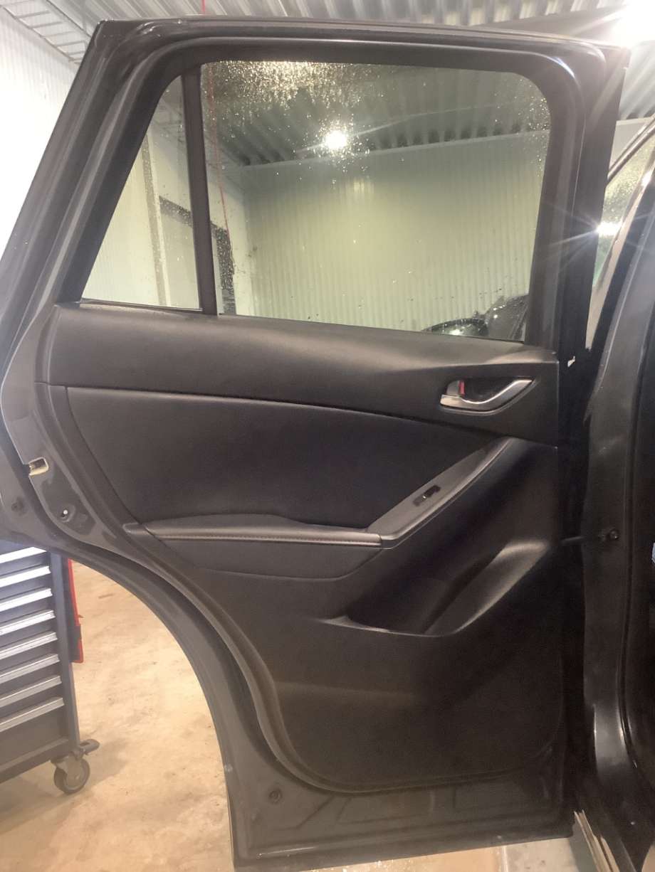 Dør venstre bak til Mazda CX-5, 2012-2017 (Type I)  (MAZDA|)