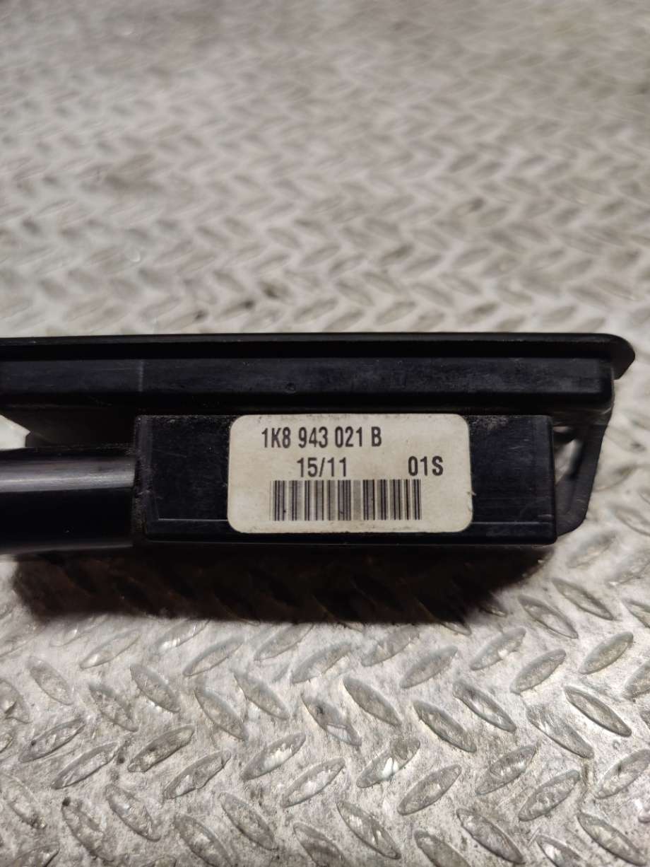 Skiltlys til VW Passat 2011-2015 (B7) (B7) (|1K8943021B)