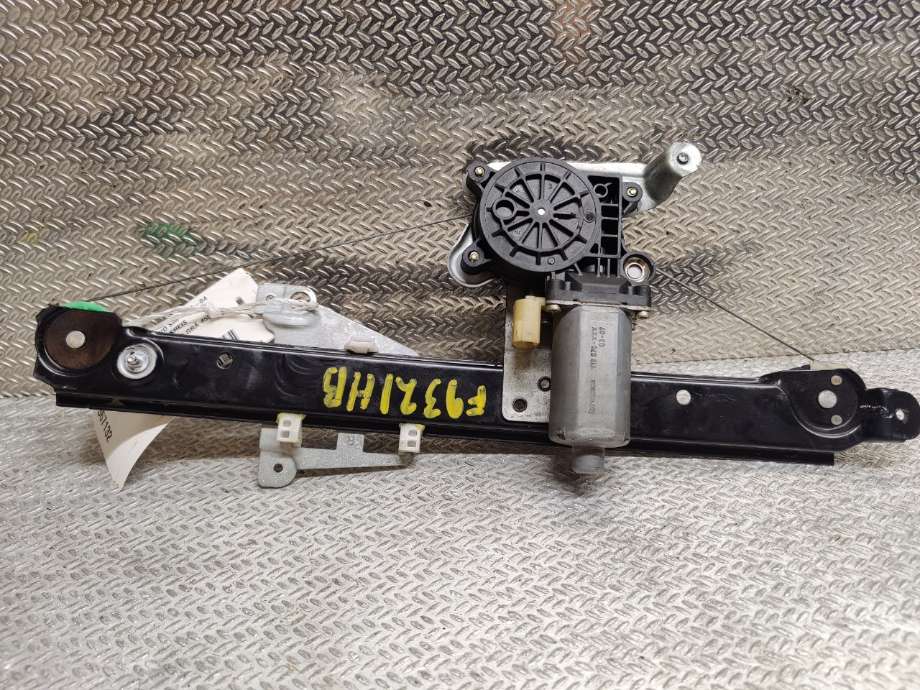Ruteheis til Volvo S60 2000-2004 (Type I, Fase 1)  (VOLVO|31253720|)