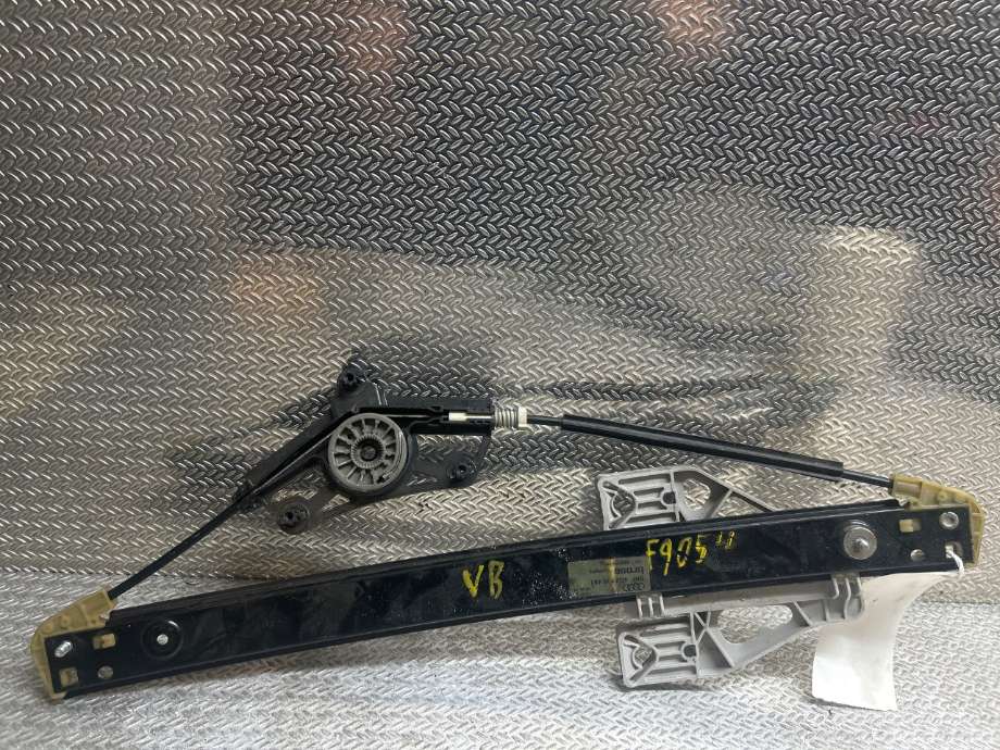 Ruteheis til Audi A6, 2011-2014 (Type IV, Fase 1) (C7) (C7) (AUDI|4G0839461)