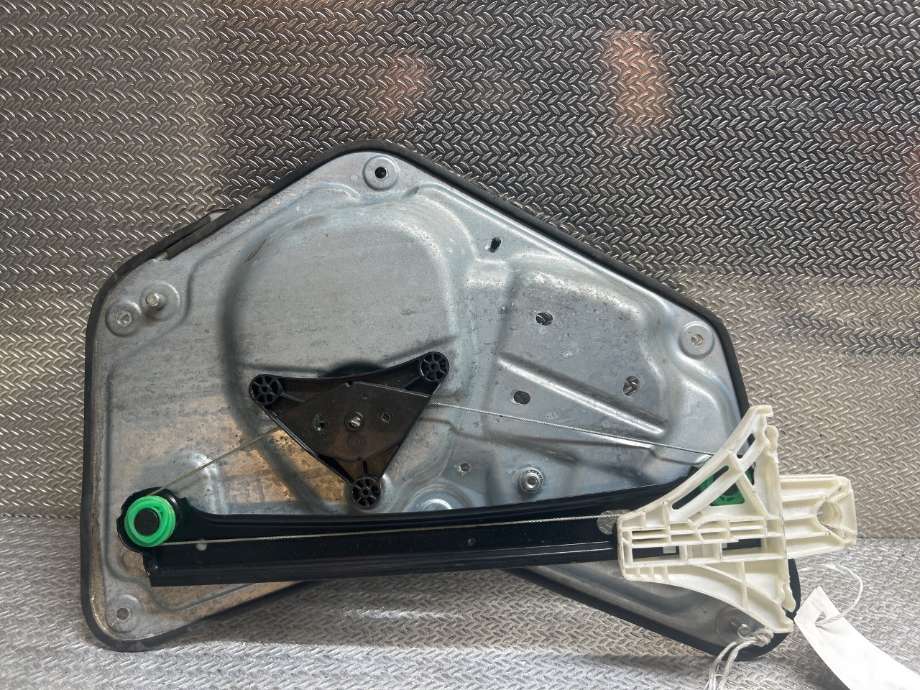 Ruteheis til Škoda Yeti, 2009-2013 (Fase 1)  (Skoda|5L0839461A)